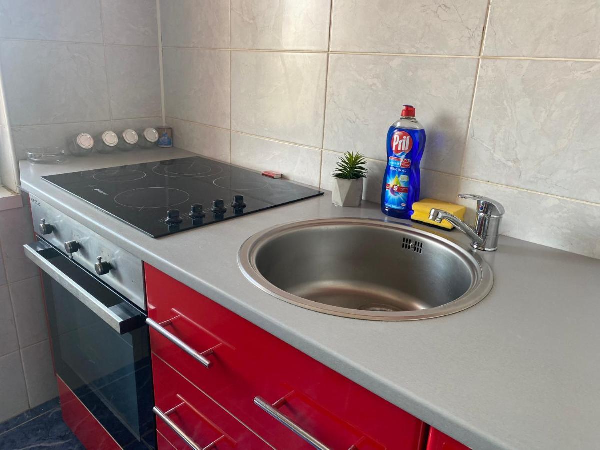 Ferienwohnung PAV- Nihil sine Deo Hunedoara Exterior foto